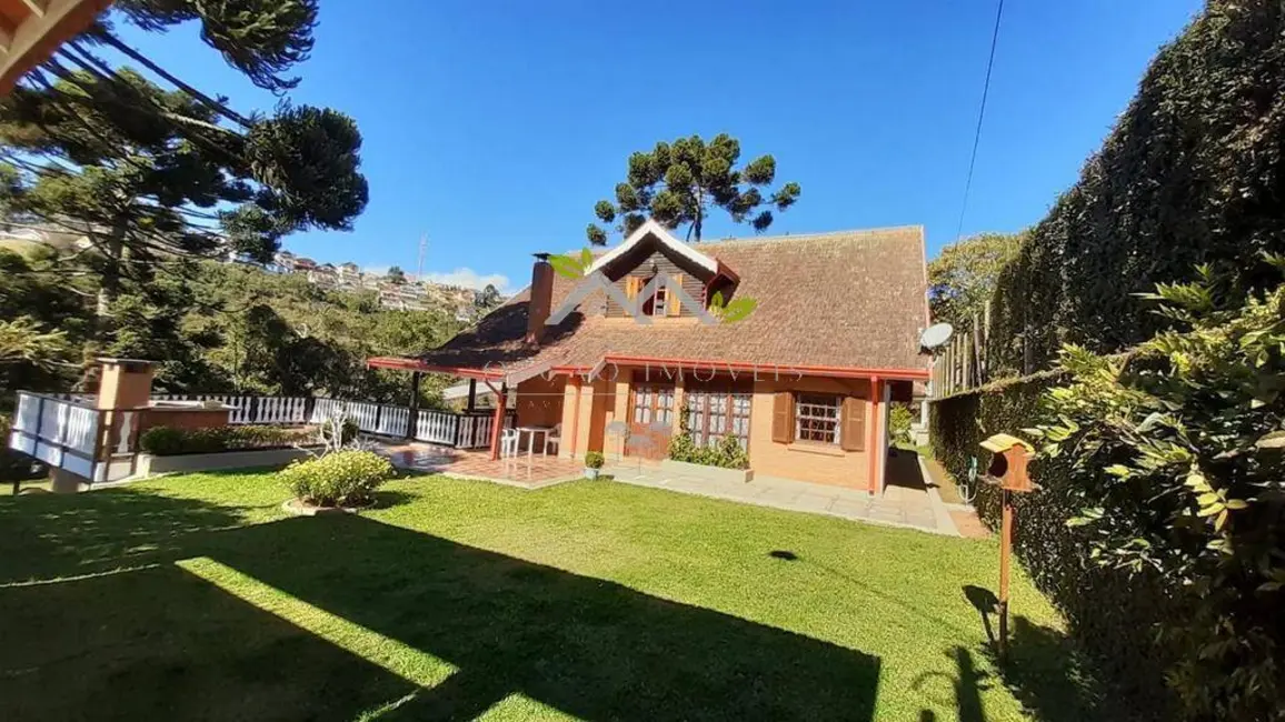Foto 3 de Casa com 5 quartos à venda, 242m2 em Campos Do Jordao - SP