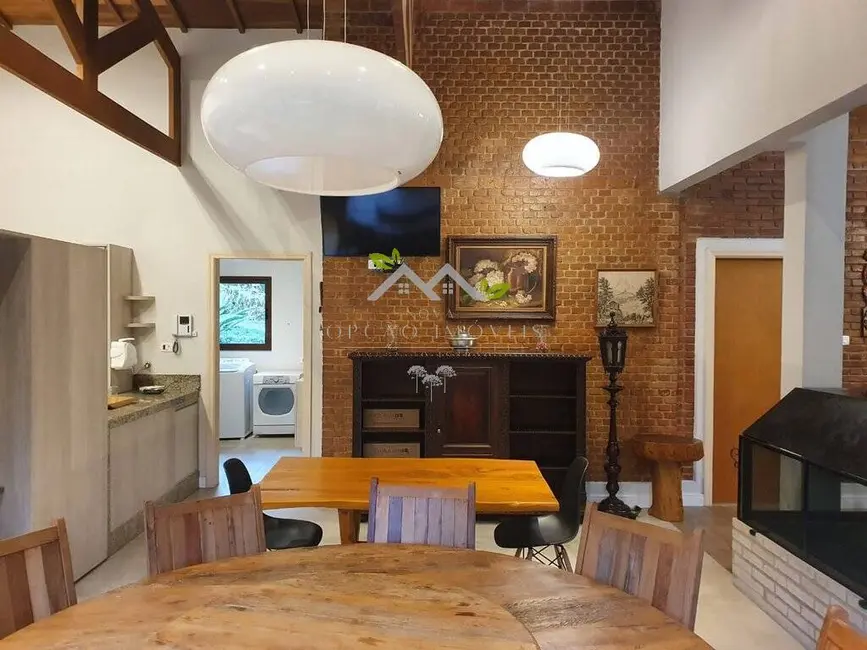 Foto 8 de Casa com 3 quartos à venda e para alugar, 273m2 em Santo Antonio Do Pinhal - SP