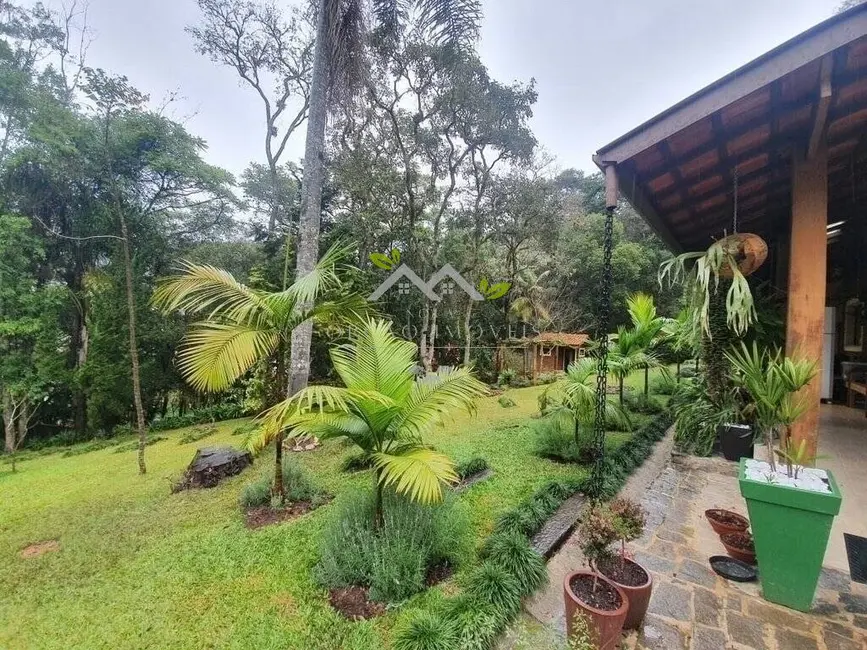 Foto 3 de Casa com 3 quartos à venda e para alugar, 273m2 em Santo Antonio Do Pinhal - SP