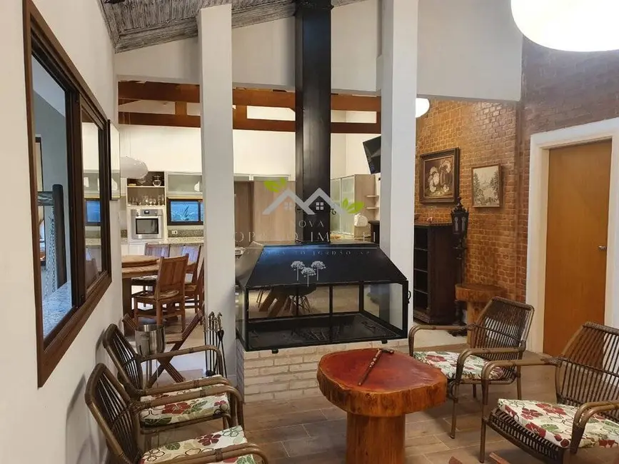 Foto 6 de Casa com 3 quartos à venda e para alugar, 273m2 em Santo Antonio Do Pinhal - SP