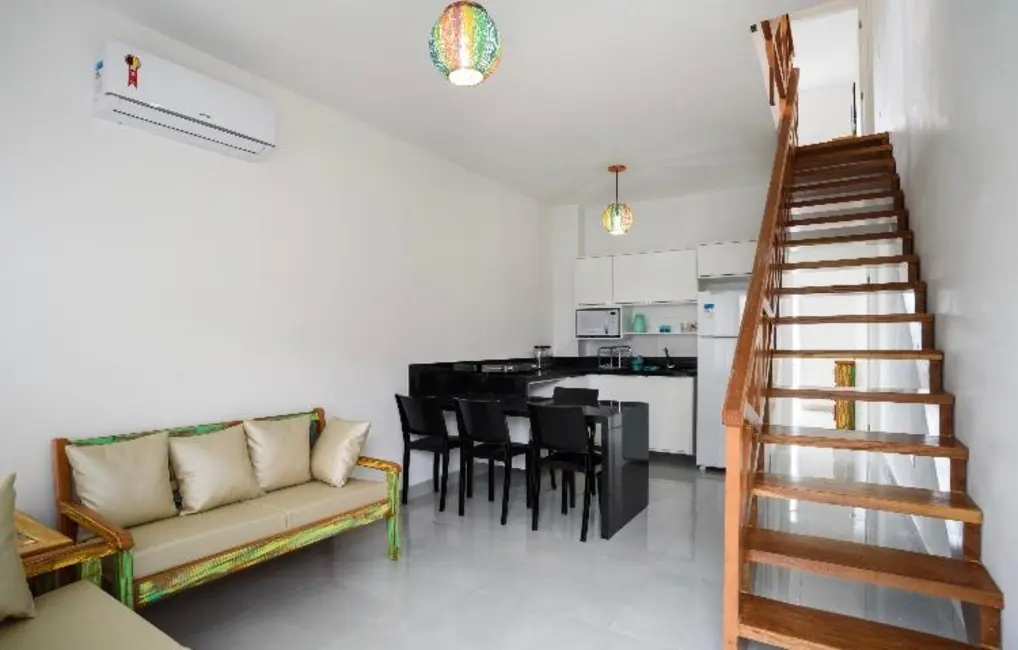 Foto 2 de Casa com 2 quartos à venda e para alugar, 60m2 em Sao Sebastiao - SP