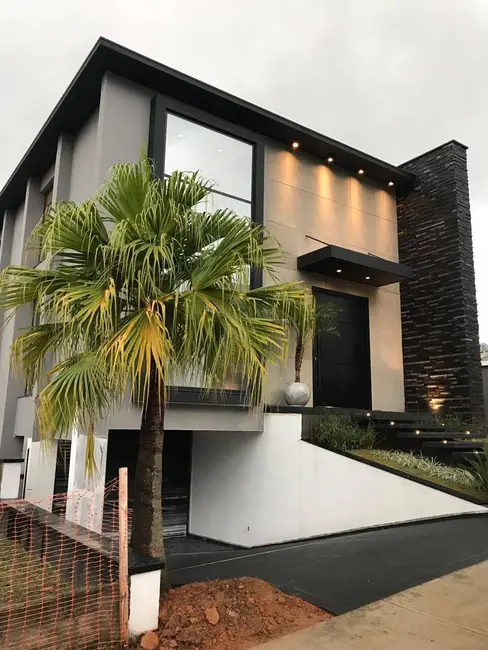 Foto 1 de Casa com 4 quartos à venda, 540m2 em Jardim do Paço, Sorocaba - SP