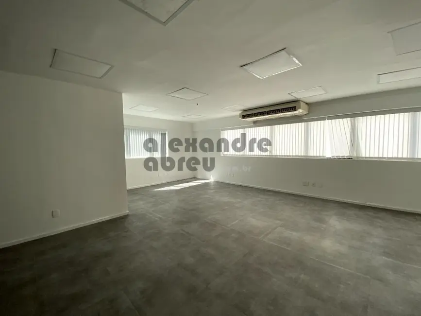 Foto 1 de Sala Comercial para alugar, 134m2 em Itaim Bibi, São Paulo - SP