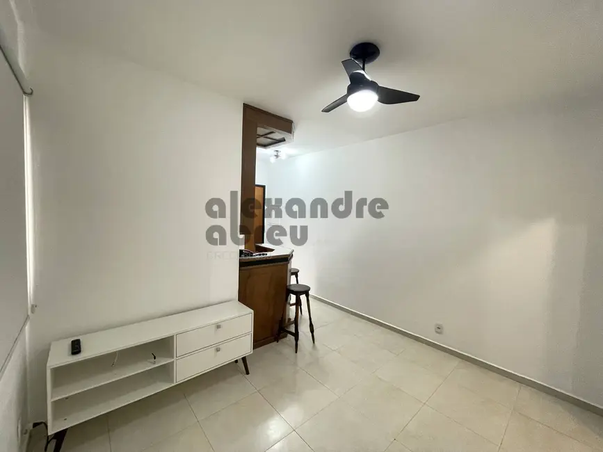 Foto 3 de Apartamento com 1 quarto à venda e para alugar, 39m2 em Indianópolis, São Paulo - SP