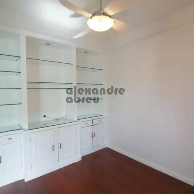 Apartamento com 3 quartos para alugar, 90m2 em Itaim Bibi, São Paulo - SP - imagem 5 Foto 5 de Apartamento com 3 quartos para alugar, 90m2 em Itaim Bibi, São Paulo - SP