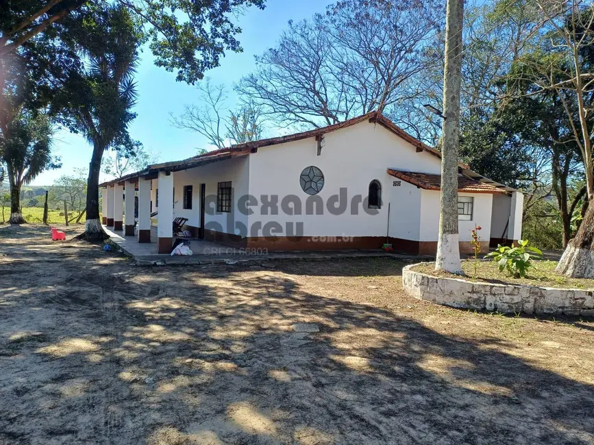 Foto 1 de Sítio / Rancho à venda, 96800m2 em Caçapava Velha, Cacapava - SP