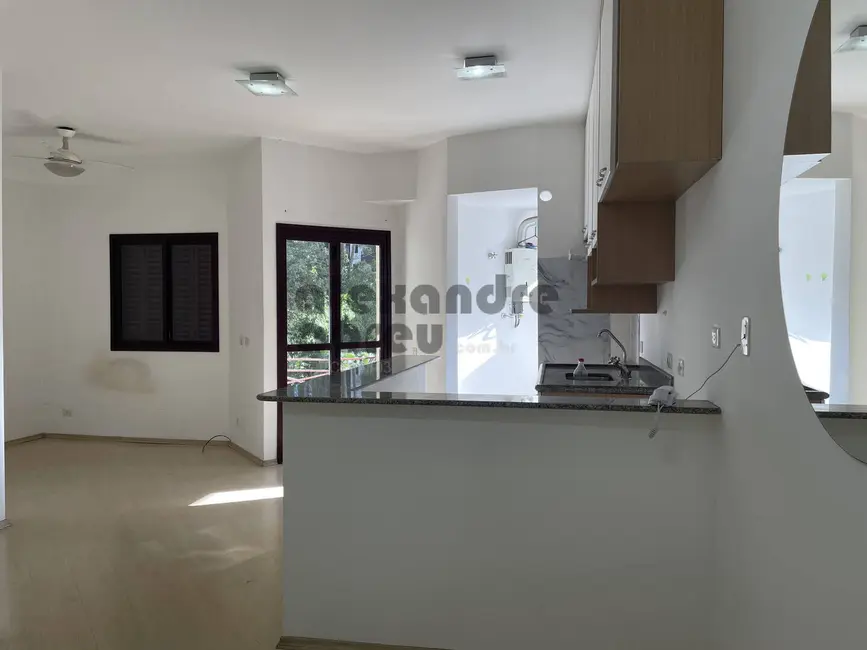 Foto 2 de Apartamento com 1 quarto à venda e para alugar, 52m2 em Vila Suzana, São Paulo - SP