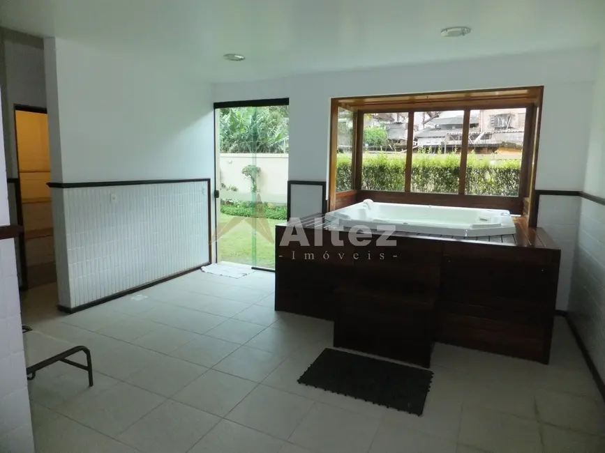 Foto 15 de Apartamento com 3 quartos à venda, 225m2 em Alto, Teresopolis - RJ