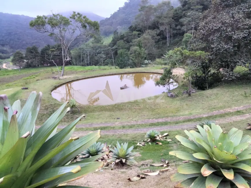 Foto 3 de Sítio / Rancho com 4 quartos à venda, 123000m2 em Córrego das Pedras, Teresopolis - RJ