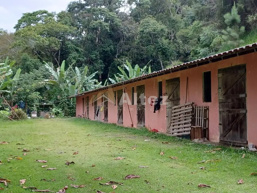 Foto 6 de Sítio / Rancho com 4 quartos à venda, 123000m2 em Córrego das Pedras, Teresopolis - RJ