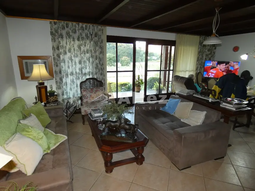 Sítio / Rancho com 17 quartos à venda, 675000m2 em Serra do Capim, Teresopolis - RJ - imagem 8 Foto 8 de Sítio / Rancho com 17 quartos à venda, 675000m2 em Serra do Capim, Teresopolis - RJ