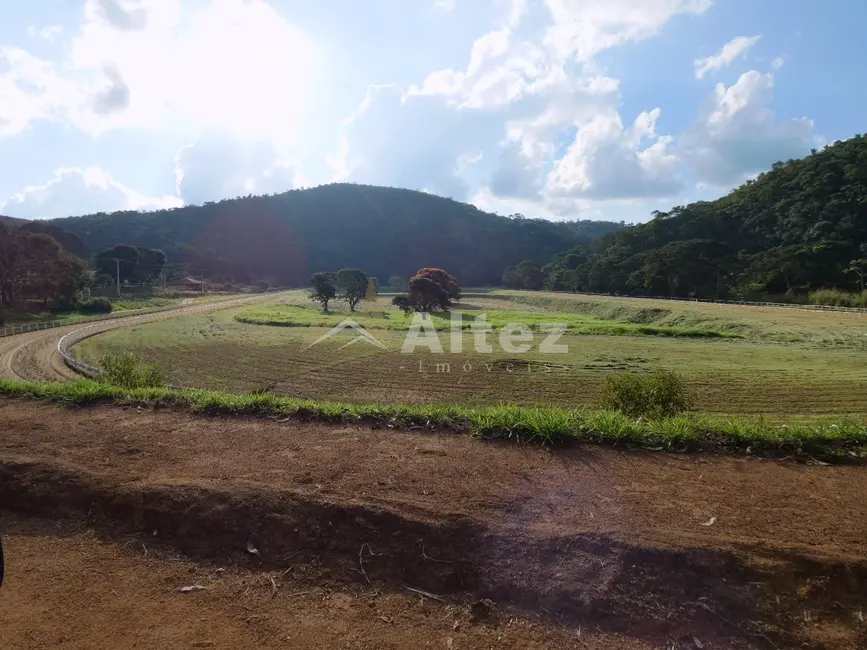 Sítio / Rancho com 17 quartos à venda, 675000m2 em Serra do Capim, Teresopolis - RJ - imagem 4 Foto 4 de Sítio / Rancho com 17 quartos à venda, 675000m2 em Serra do Capim, Teresopolis - RJ