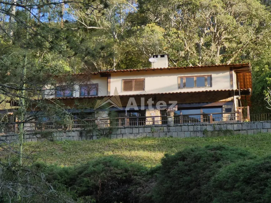 Casa com 4 quartos à venda, 50000m2 em Teresopolis - RJ - imagem 1 Foto 1 de Casa com 4 quartos à venda, 50000m2 em Teresopolis - RJ