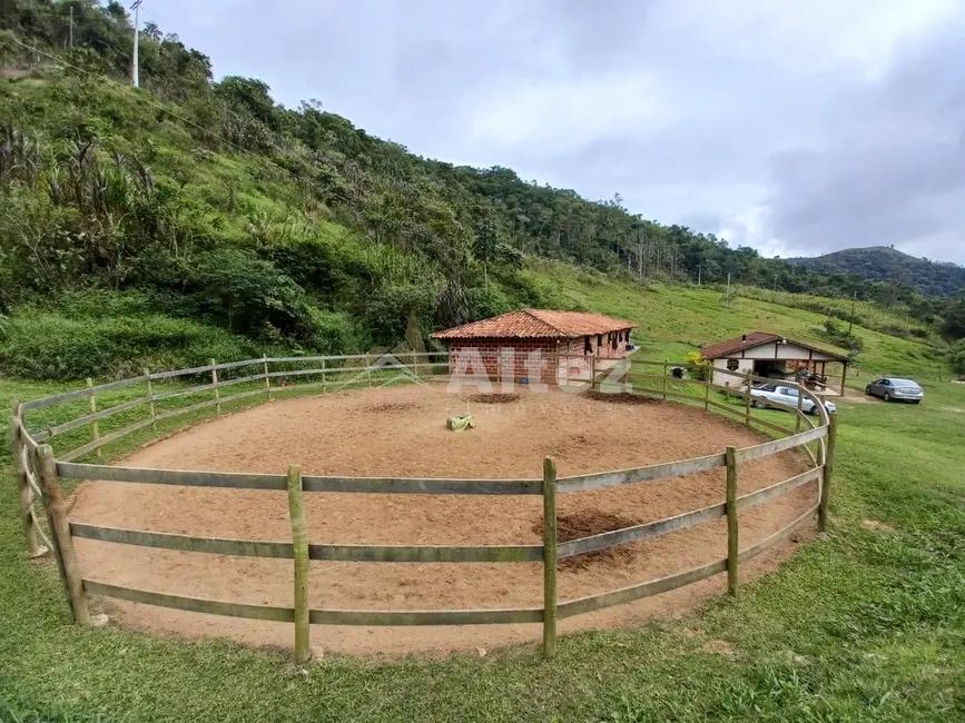 Foto 3 de Sítio / Rancho com 4 quartos à venda, 145000m2 em Teresopolis - RJ