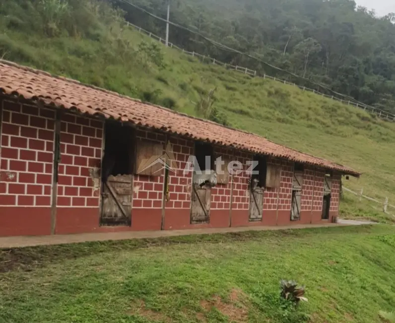 Foto 4 de Sítio / Rancho com 4 quartos à venda, 145000m2 em Teresopolis - RJ