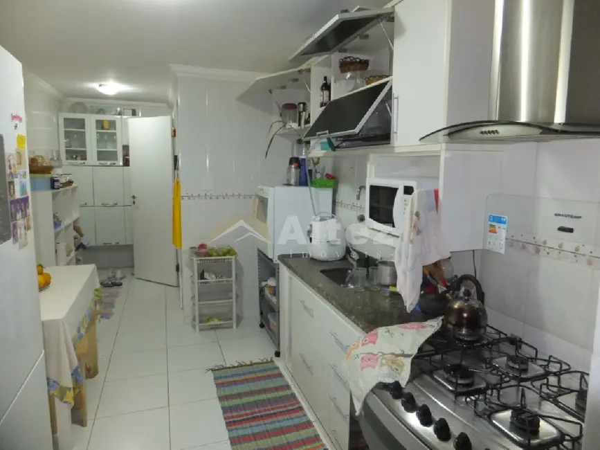 Foto 13 de Apartamento com 3 quartos à venda, 100m2 em Agriões, Teresopolis - RJ