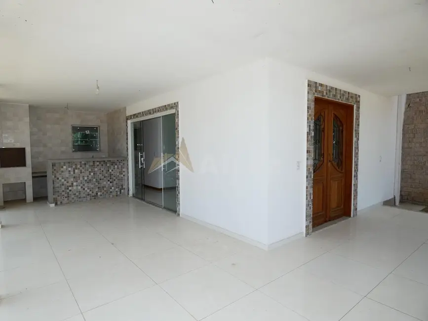 Foto 4 de Casa de Condomínio com 4 quartos à venda, 400m2 em Vargem Grande, Teresopolis - RJ