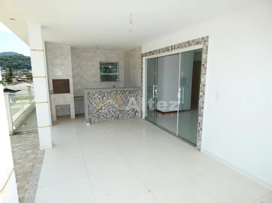 Foto 7 de Casa de Condomínio com 4 quartos à venda, 400m2 em Vargem Grande, Teresopolis - RJ