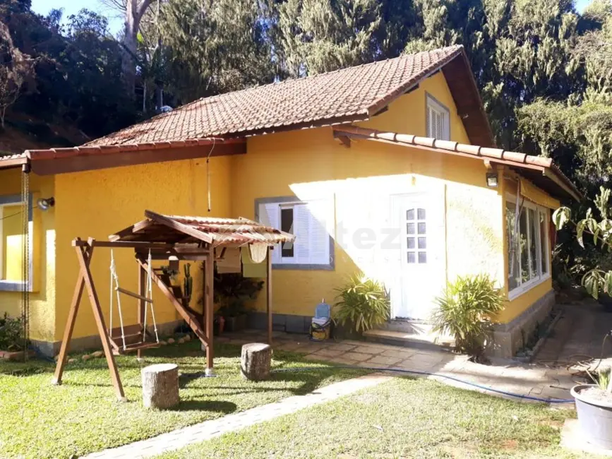 Casa com 3 quartos à venda, 1100m2 em Golfe, Teresopolis - RJ - imagem 3 Foto 3 de Casa com 3 quartos à venda, 1100m2 em Golfe, Teresopolis - RJ
