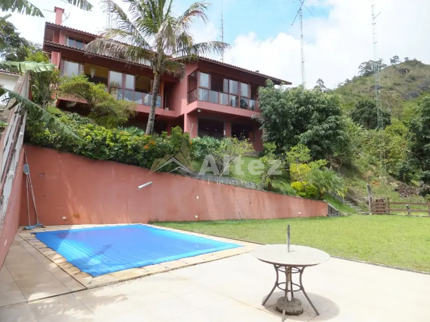 Casa com 5 quartos à venda, 2280m2 em Parque do Imbui, Teresopolis - RJ - imagem 1 Foto 1 de Casa com 5 quartos à venda, 2280m2 em Parque do Imbui, Teresopolis - RJ