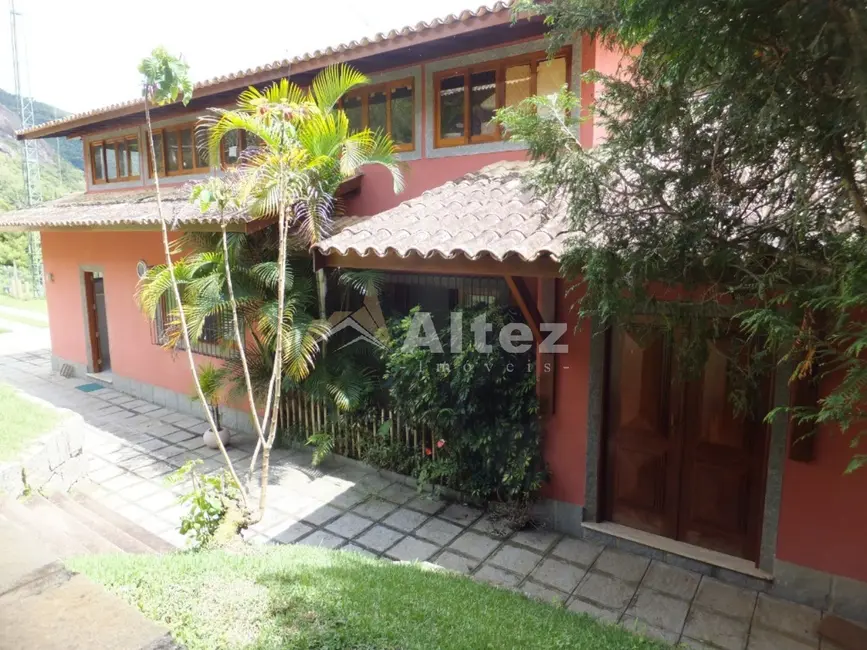 Casa com 5 quartos à venda, 2280m2 em Parque do Imbui, Teresopolis - RJ - imagem 6 Foto 6 de Casa com 5 quartos à venda, 2280m2 em Parque do Imbui, Teresopolis - RJ