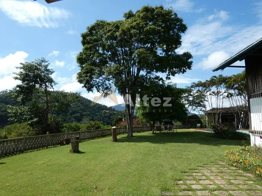 Foto 5 de Casa com 7 quartos à venda, 2614m2 em Golfe, Teresopolis - RJ