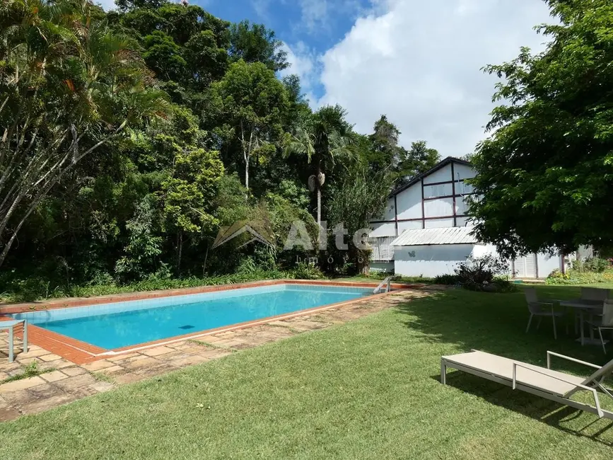 Foto 4 de Casa com 7 quartos à venda, 2614m2 em Golfe, Teresopolis - RJ
