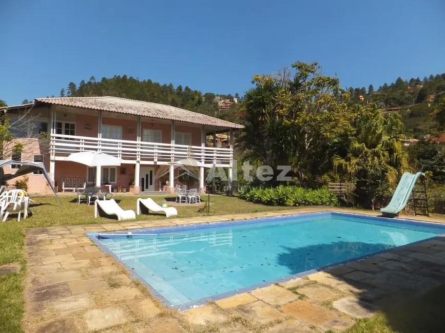 Foto 1 de Casa de Condomínio com 5 quartos à venda, 2345m2 em Albuquerque, Teresopolis - RJ