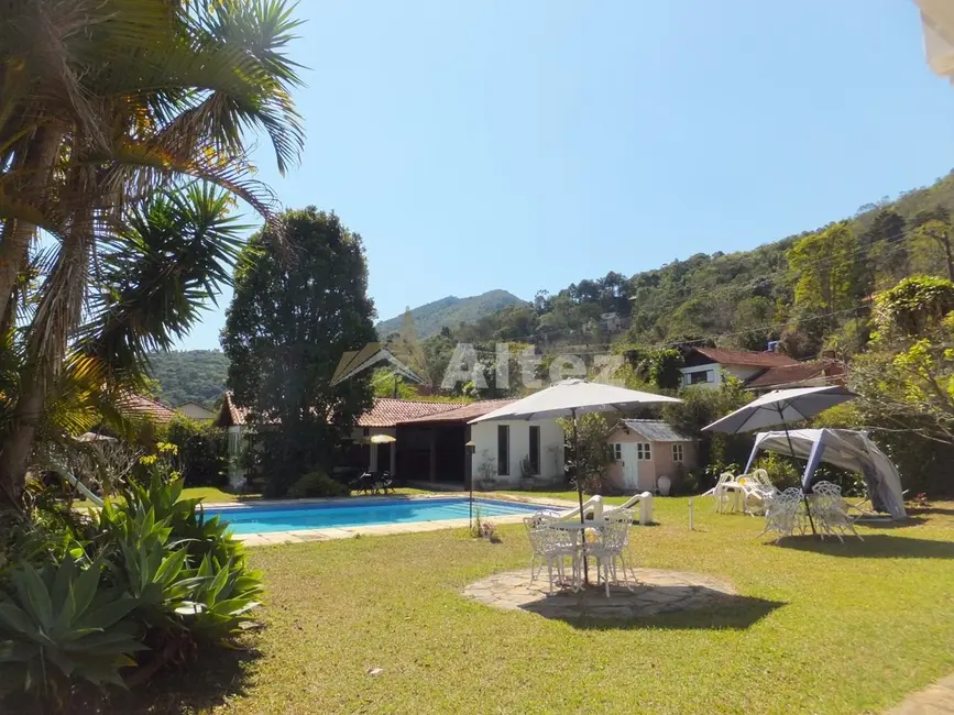 Foto 3 de Casa de Condomínio com 5 quartos à venda, 2345m2 em Albuquerque, Teresopolis - RJ