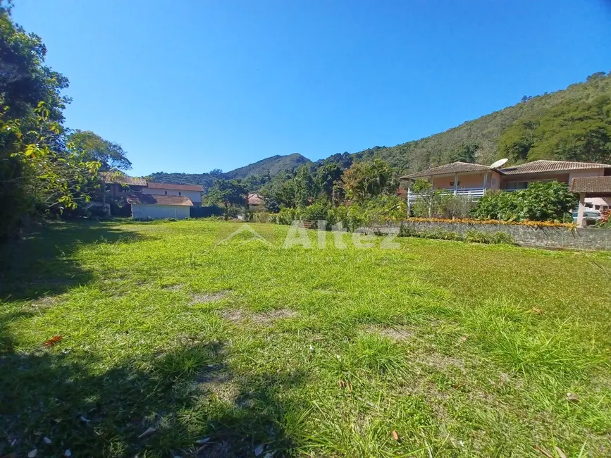 Foto 3 de Terreno / Lote à venda, 650m2 em Albuquerque, Teresopolis - RJ