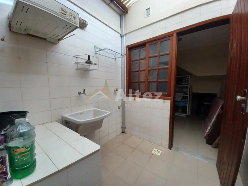 Foto 7 de Casa de Condomínio com 3 quartos à venda, 125m2 em Alto, Teresopolis - RJ