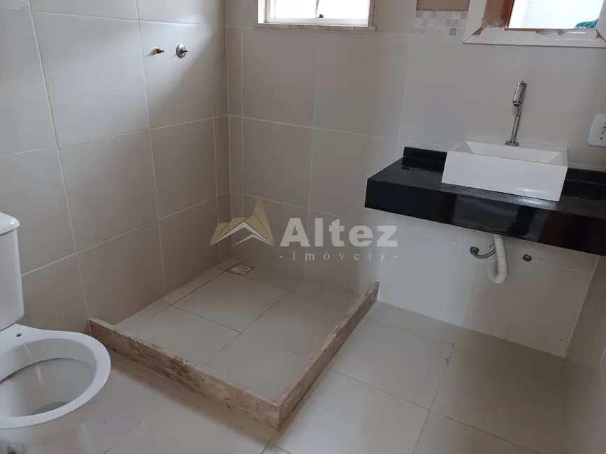 Foto 4 de Casa de Condomínio com 4 quartos à venda, 172m2 em Albuquerque, Teresopolis - RJ