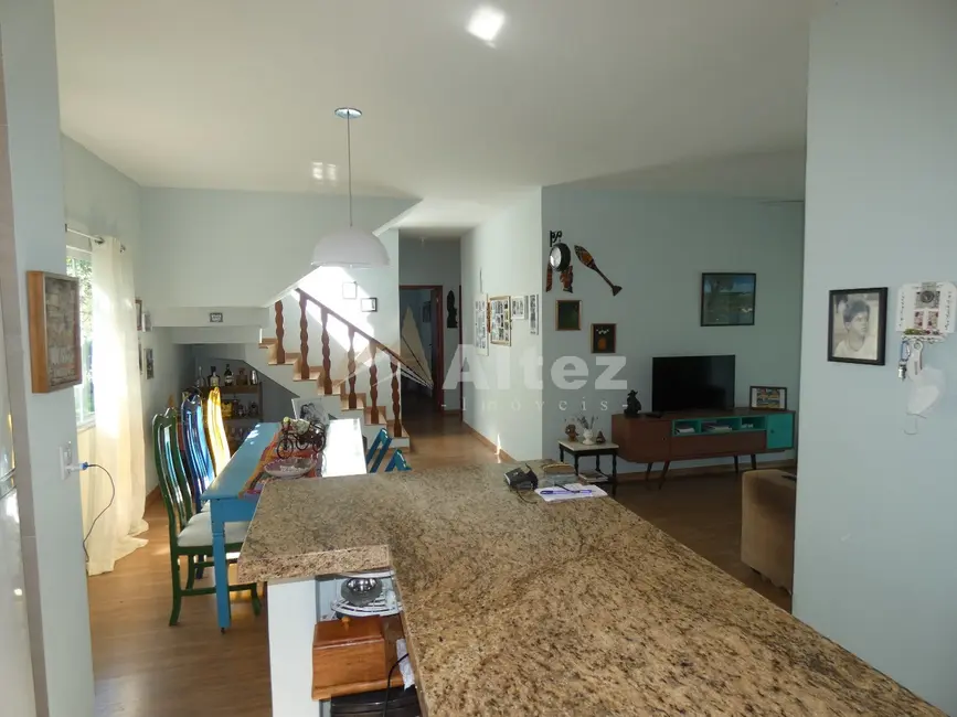 Foto 6 de Casa de Condomínio com 4 quartos à venda, 415m2 em Vargem Grande, Teresopolis - RJ