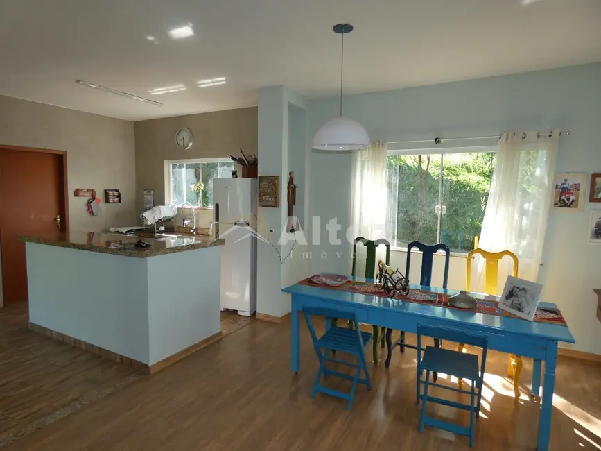 Foto 9 de Casa de Condomínio com 4 quartos à venda, 415m2 em Vargem Grande, Teresopolis - RJ