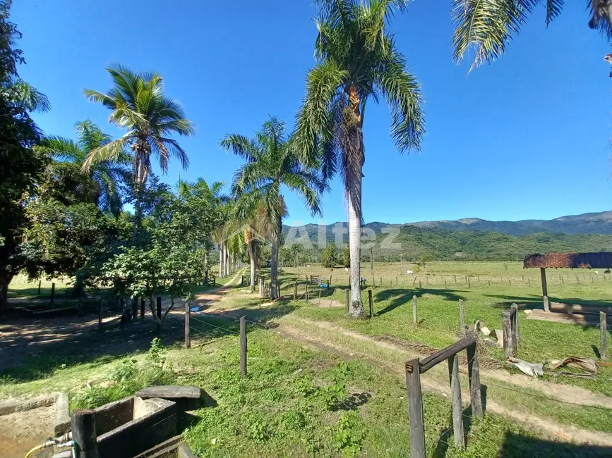 Foto 9 de Fazenda / Haras com 8 quartos à venda, 6000000m2 em Silva Jardim - RJ