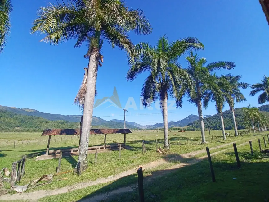 Foto 8 de Fazenda / Haras com 8 quartos à venda, 6000000m2 em Silva Jardim - RJ