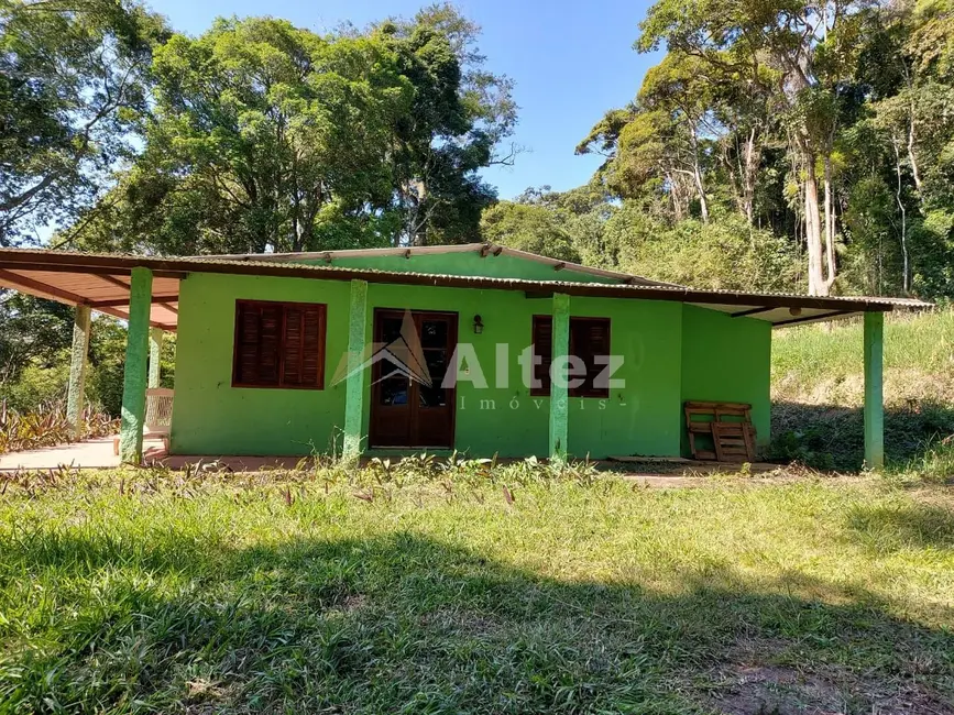 Foto 2 de Sítio / Rancho com 3 quartos à venda, 70000m2 em Vargem Grande, Teresopolis - RJ
