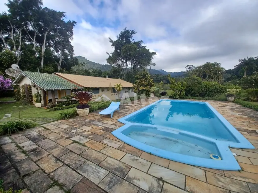 Foto 2 de Casa com 4 quartos à venda, 11733m2 em Albuquerque, Teresopolis - RJ