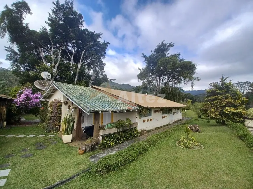 Casa com 4 quartos à venda, 11733m2 em Albuquerque, Teresopolis - RJ - imagem 4 Foto 4 de Casa com 4 quartos à venda, 11733m2 em Albuquerque, Teresopolis - RJ