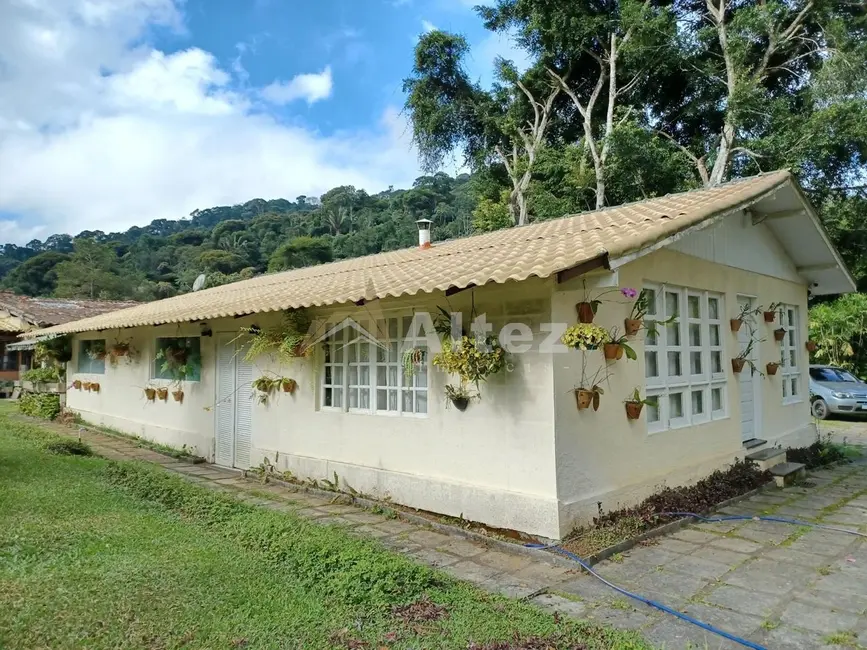 Casa com 4 quartos à venda, 11733m2 em Albuquerque, Teresopolis - RJ - imagem 9 Foto 9 de Casa com 4 quartos à venda, 11733m2 em Albuquerque, Teresopolis - RJ
