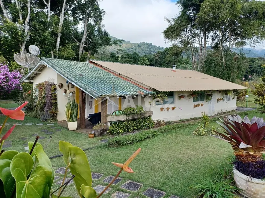 Casa com 4 quartos à venda, 11733m2 em Albuquerque, Teresopolis - RJ - imagem 3 Foto 3 de Casa com 4 quartos à venda, 11733m2 em Albuquerque, Teresopolis - RJ