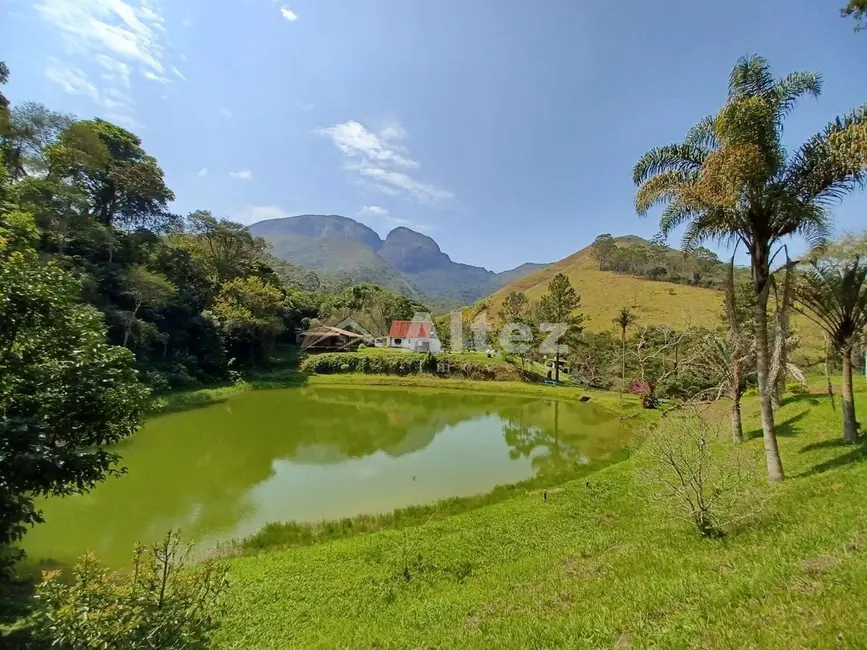 Foto 1 de Sítio / Rancho com 6 quartos à venda, 70000m2 em Córrego das Pedras, Teresopolis - RJ