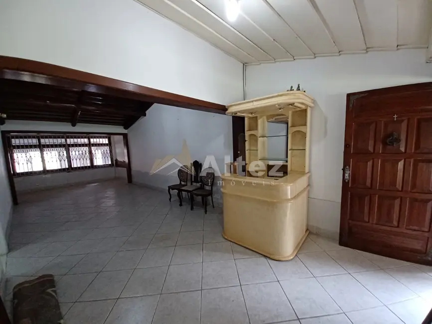 Casa de Condomínio com 4 quartos à venda, 1290m2 em Corujas, Guapimirim - RJ - imagem 7 Foto 7 de Casa de Condomínio com 4 quartos à venda, 1290m2 em Corujas, Guapimirim - RJ