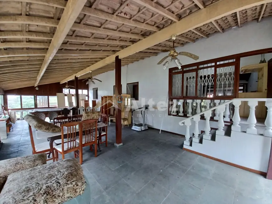 Casa de Condomínio com 4 quartos à venda, 1290m2 em Corujas, Guapimirim - RJ - imagem 5 Foto 5 de Casa de Condomínio com 4 quartos à venda, 1290m2 em Corujas, Guapimirim - RJ