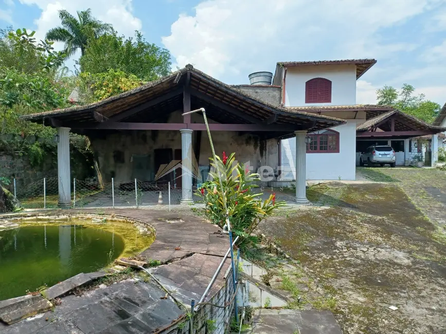 Casa de Condomínio com 4 quartos à venda, 1290m2 em Corujas, Guapimirim - RJ - imagem 2 Foto 2 de Casa de Condomínio com 4 quartos à venda, 1290m2 em Corujas, Guapimirim - RJ