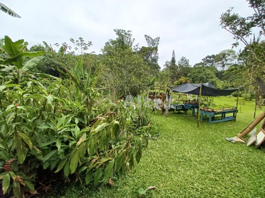 Casa com 3 quartos à venda, 3900m2 em Teresopolis - RJ - imagem 5 Foto 5 de Casa com 3 quartos à venda, 3900m2 em Teresopolis - RJ