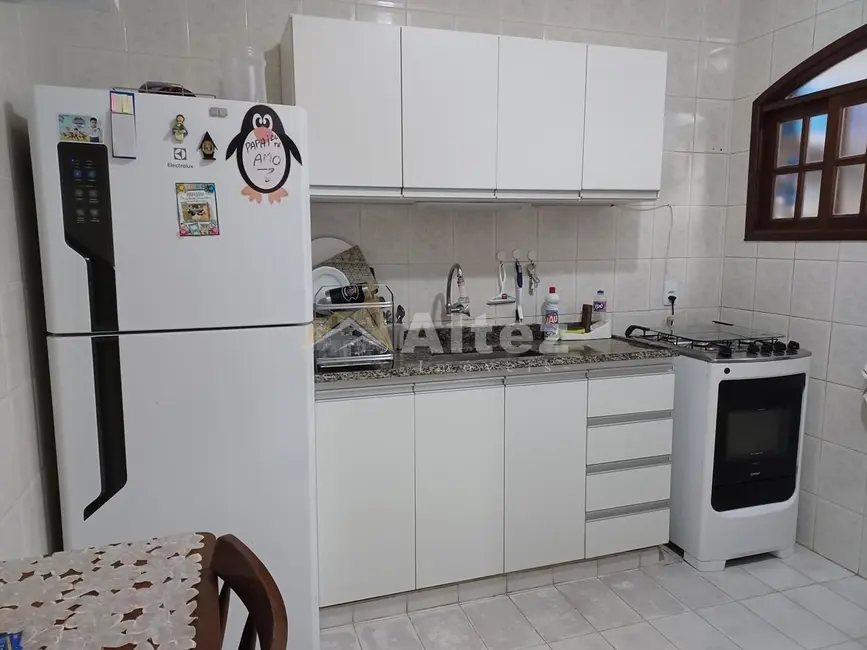 Casa de Condomínio com 2 quartos à venda, 76m2 em Parque São Luiz, Teresopolis - RJ - imagem 5 Foto 5 de Casa de Condomínio com 2 quartos à venda, 76m2 em Parque São Luiz, Teresopolis - RJ