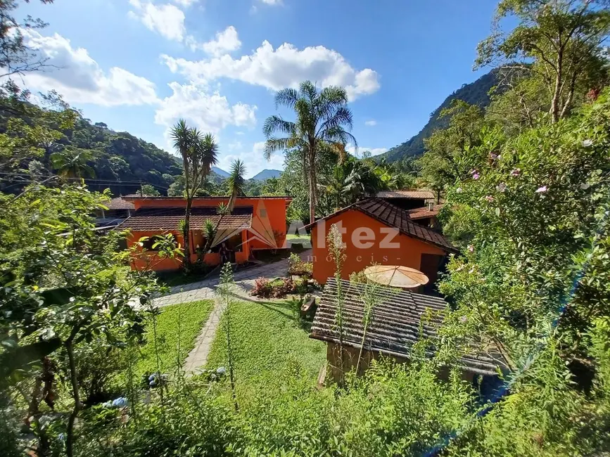 Sítio / Rancho com 3 quartos à venda, 20000m2 em Albuquerque, Teresopolis - RJ - imagem 3 Foto 3 de Sítio / Rancho com 3 quartos à venda, 20000m2 em Albuquerque, Teresopolis - RJ