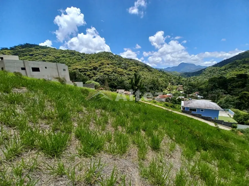Foto 2 de Terreno / Lote à venda, 600m2 em Teresopolis - RJ