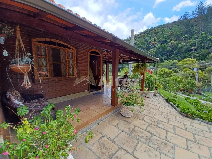 Foto 4 de Sítio / Rancho com 12 quartos à venda, 31000m2 em Teresopolis - RJ